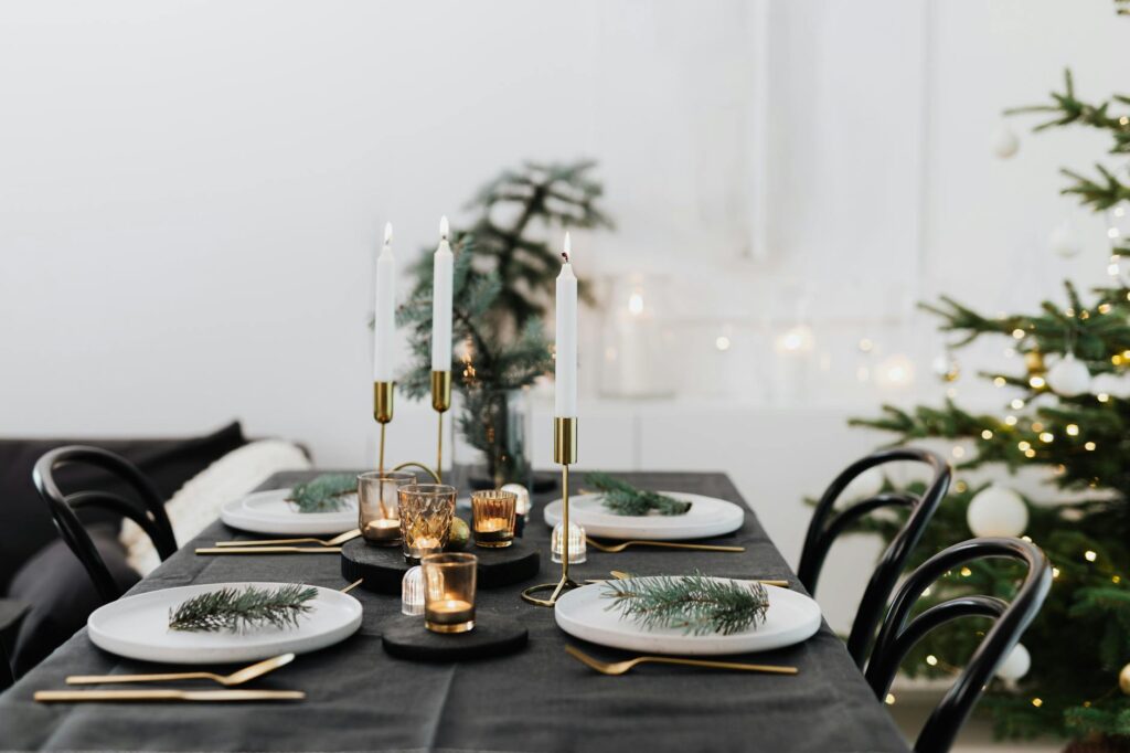 Para um conjunto mesa de jantar preta, é essencial considerar o material, tamanho e estilo que melhor se adequam ao seu espaç