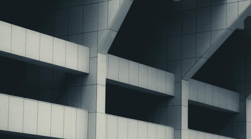 Para encontrar os melhores móveis multifuncionais para espaços pequenos, considere opções como sofás-cama, mesas dobráveis, e