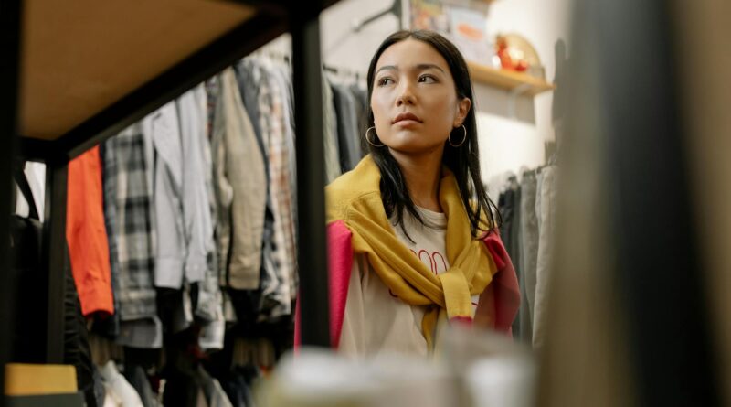 Para encontrar plantas baratas e embelezar seu lar ou jardim, priorize espécies de fácil propagação, como jiboias, espadas-de