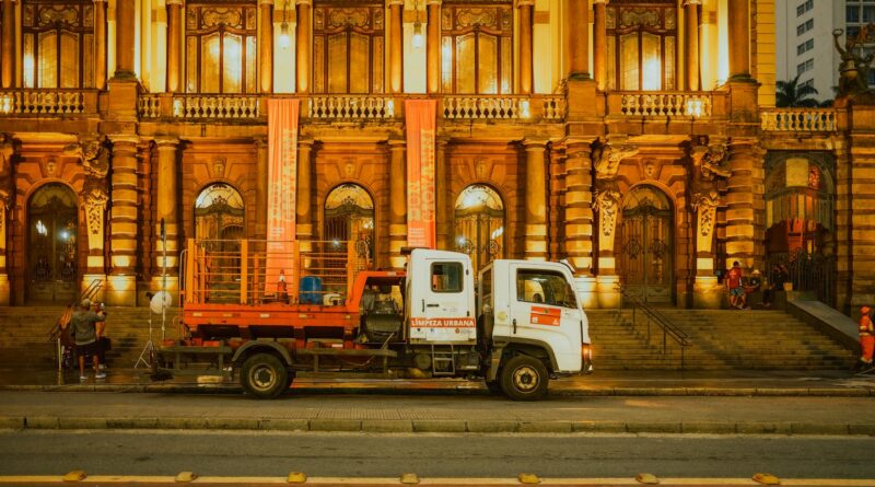 Para produtos de limpeza sustentáveis comprar, você pode recorrer a lojas especializadas em produtos ecológicos, supermercado