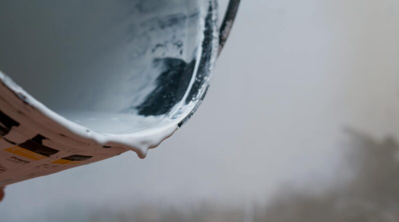 Para tinta Coral branca 18L, é crucial entender que ela oferece alta cobertura, rendimento e durabilidade, sendo ideal para t