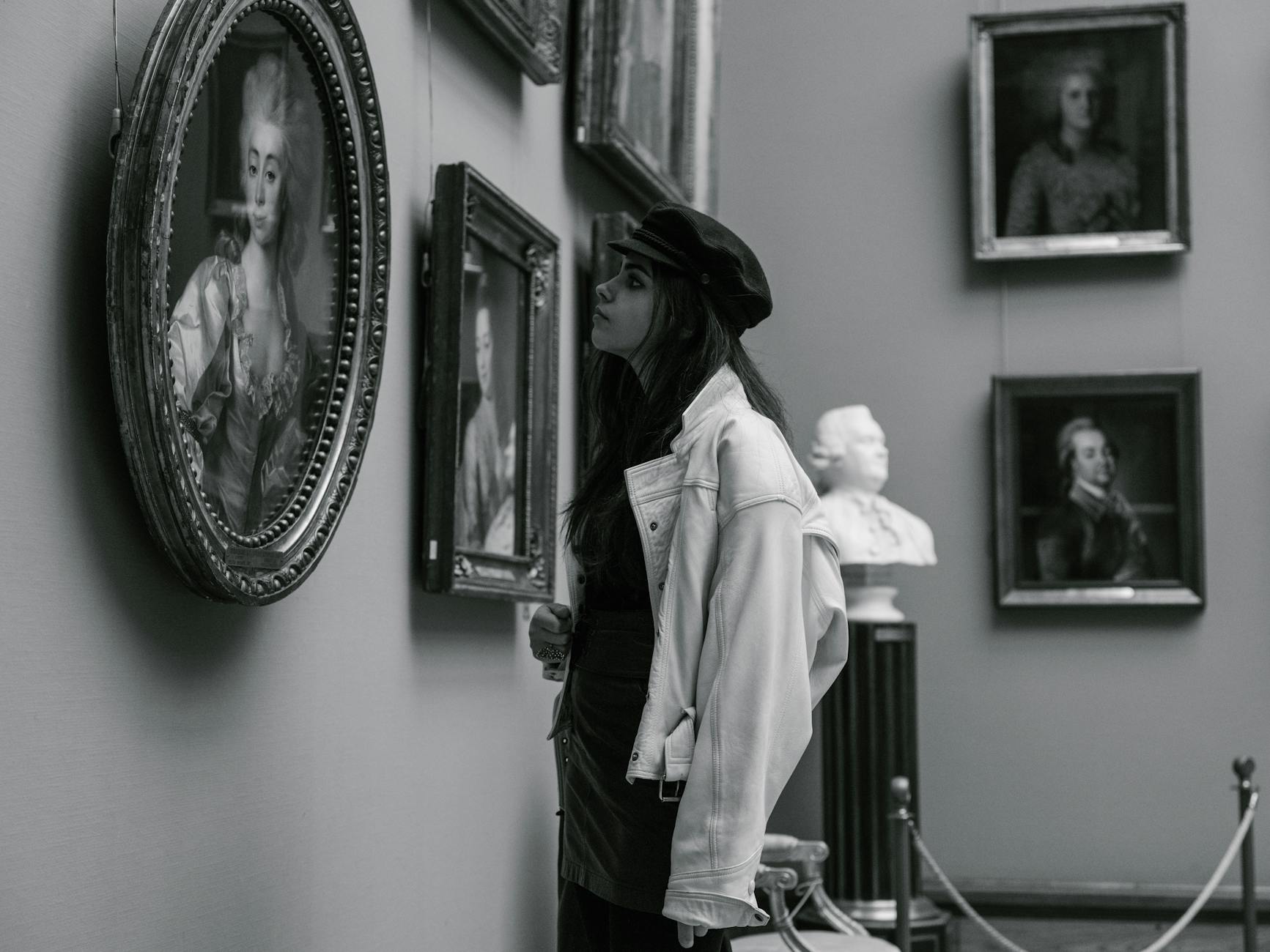 Guia Definitivo: Como Cuidar e Conservar Obras de Arte em Casa com Segurança e Expertise