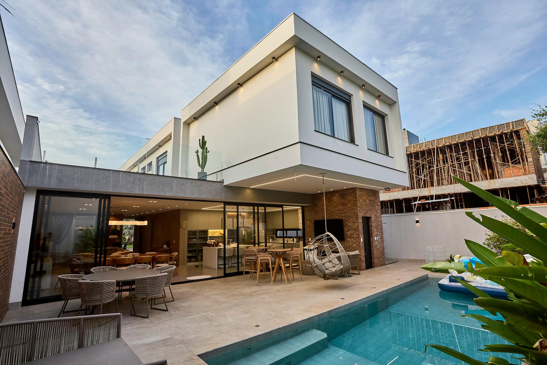 Como Projetar Sua Casa Moderna com Pouco Dinheiro: O Guia Definitivo para Realizar Seu Sonho!