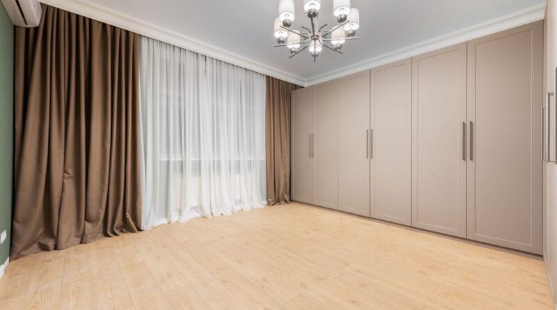 Guarda-roupa casal